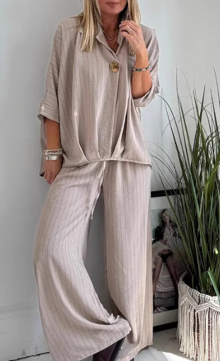 New Ladies' Collar Striped Loose Casual Suit