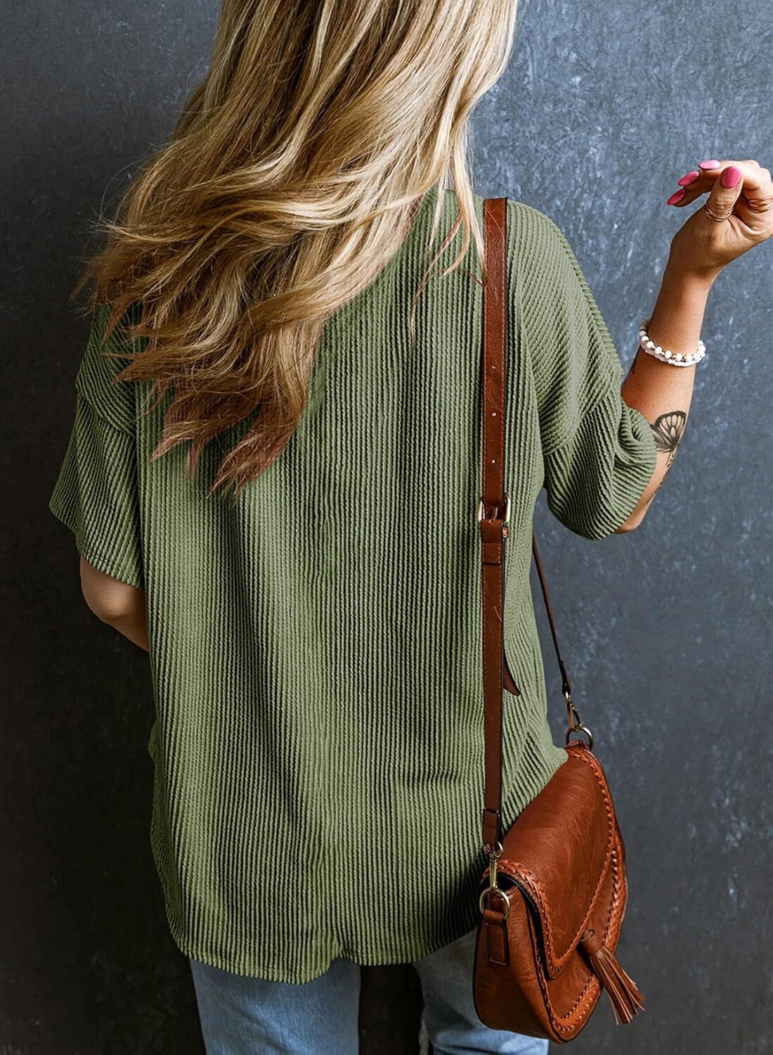 8 Packs ONLY $23.99- Womens Summer Tops Oversized T Shirts Short Sleeve Blouses for Women Dressy Casual Work Outfits