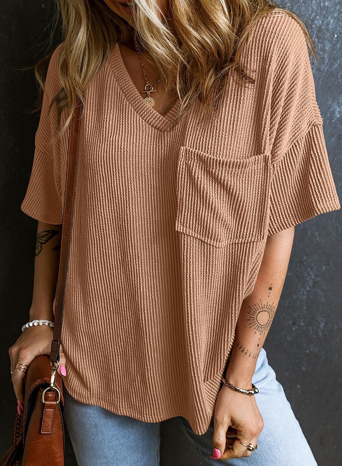 8 Packs ONLY $23.99- Womens Summer Tops Oversized T Shirts Short Sleeve Blouses for Women Dressy Casual Work Outfits