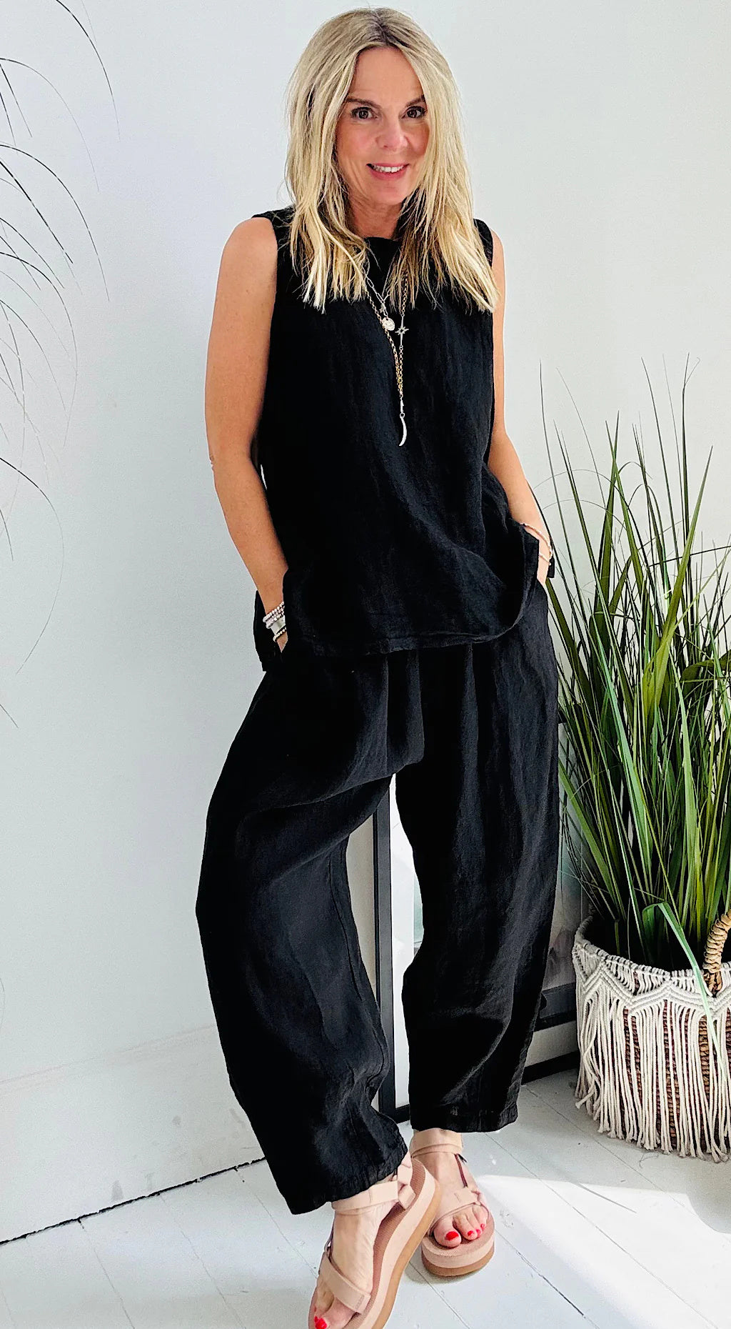 Everyday Versatility Linen Two-Piece Set