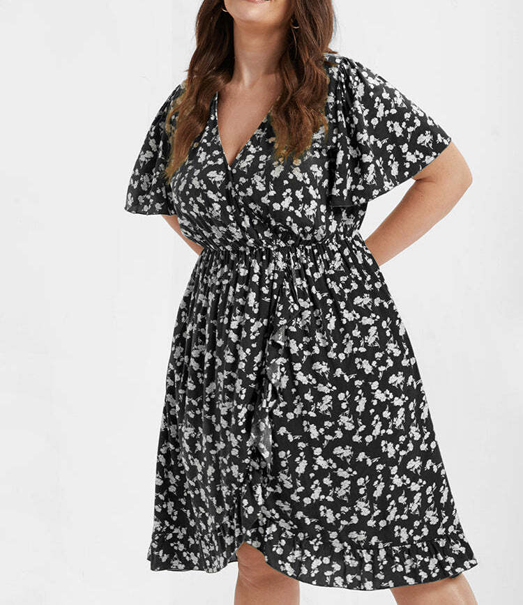 Ditsy Floral Ruffles Elastic Waist Wrap Dress