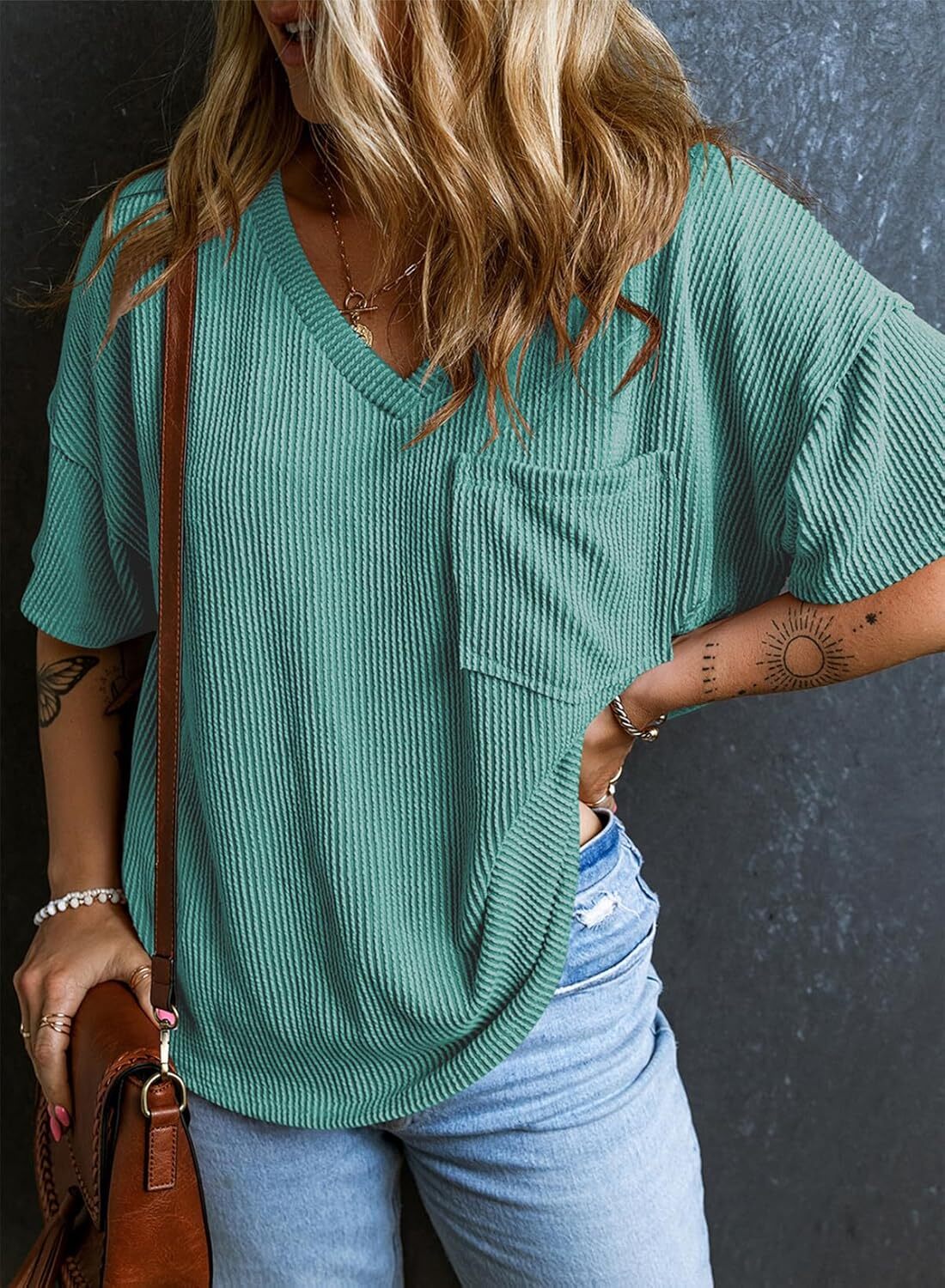 8 Packs ONLY $23.99- Womens Summer Tops Oversized T Shirts Short Sleeve Blouses for Women Dressy Casual Work Outfits