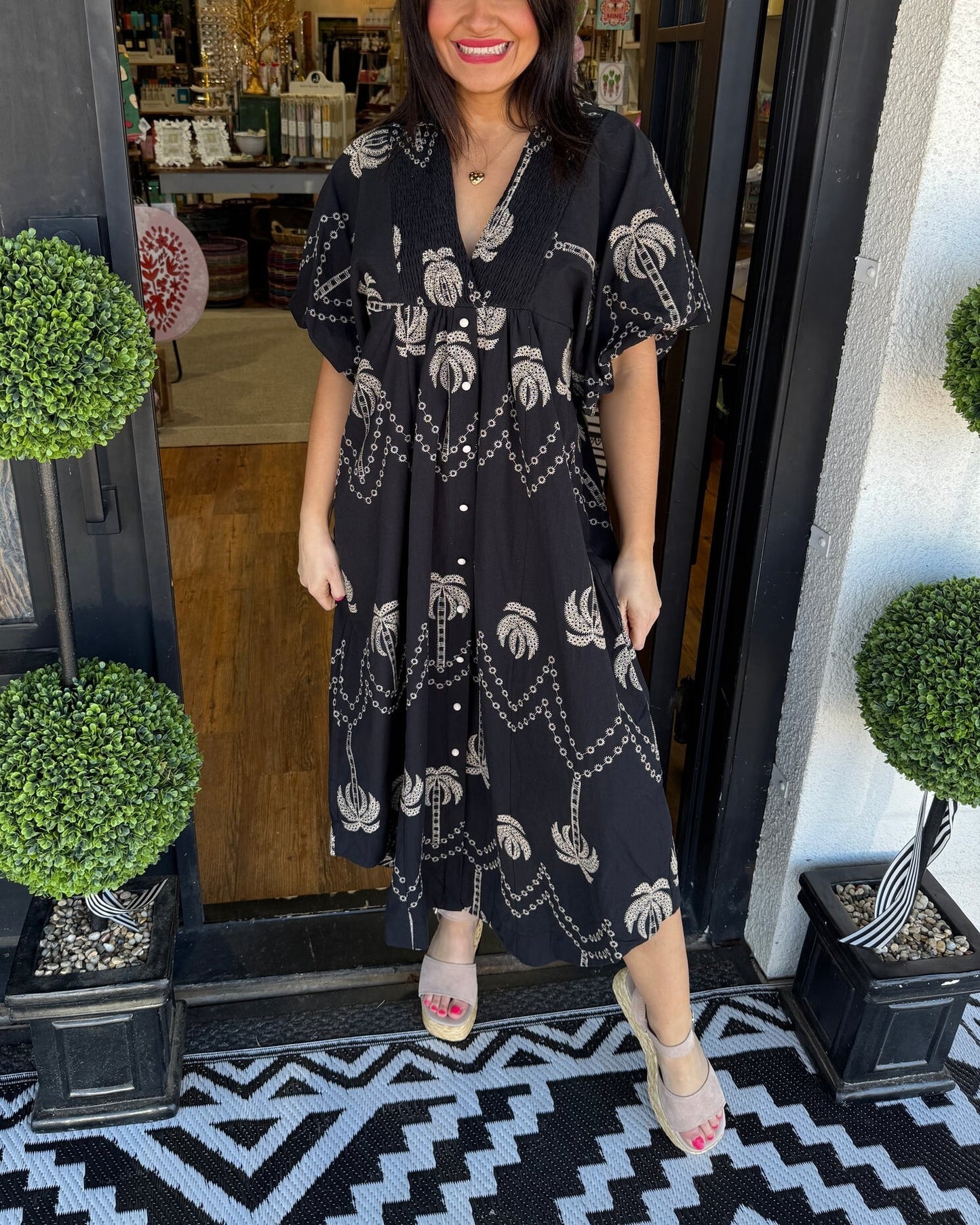 2025 Oversized Textured V-Neck Palm Tree Print Dress